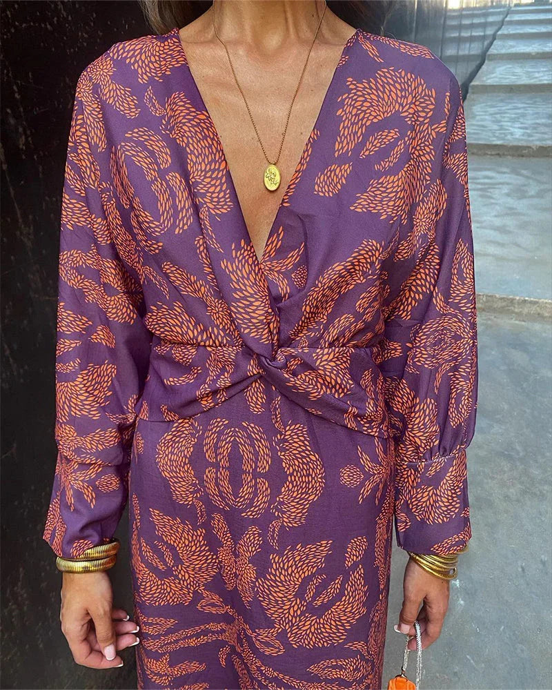 Sophia | Elegantné vintage šaty s potlačou, výstrihom do V a dlhými rukávmi