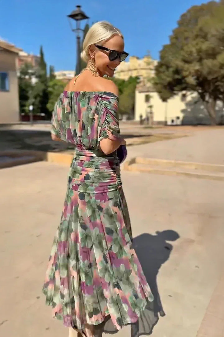 Elegantné dlhé spoločenské šaty s výstrihom do V