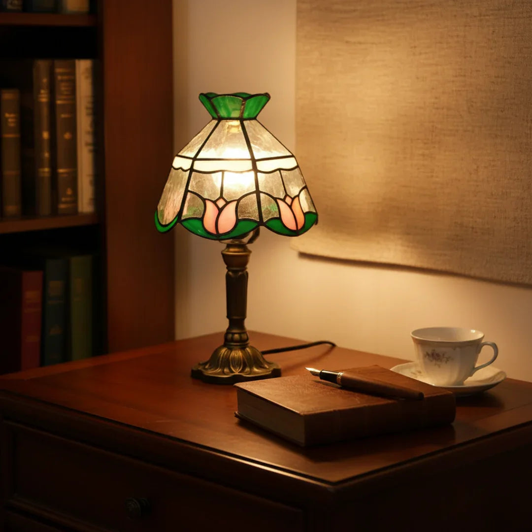 TULISSE | Ručne vyrobená vitražová lampa