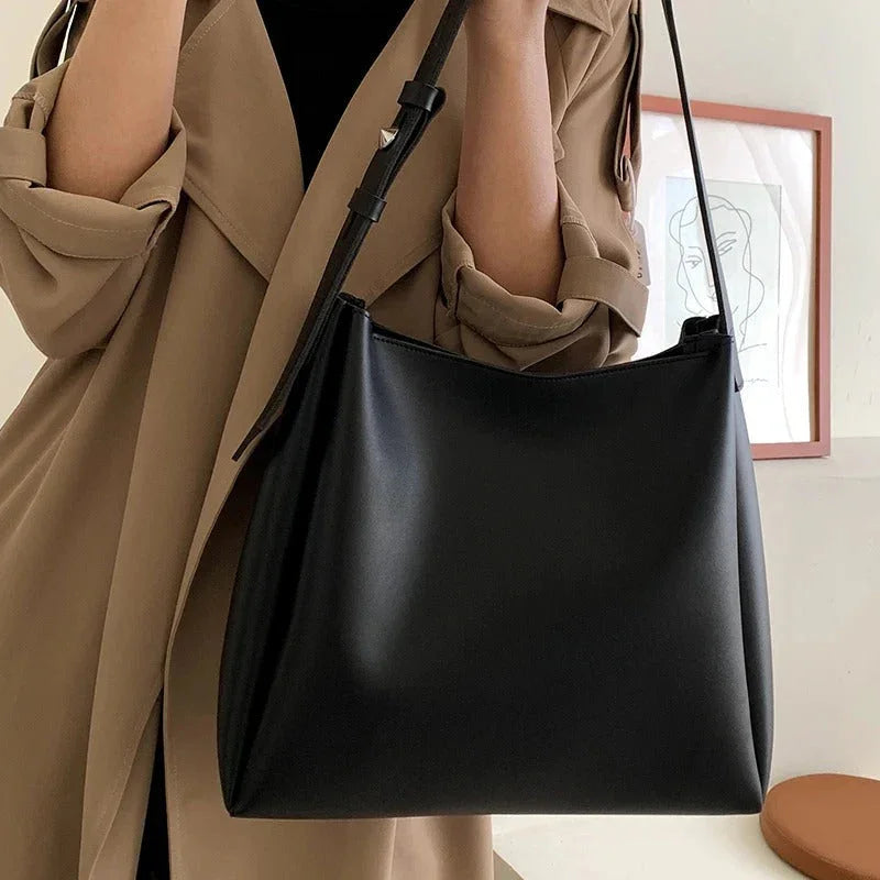 Zara | Priestranná Dámska Taška