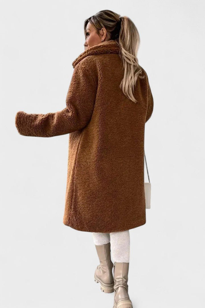Birgitte  | Elegantná teddy bunda s luxusným dizajnom