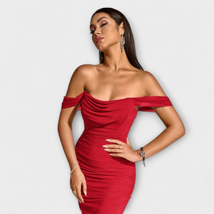 Ione   ｜ Šaty Bodycon s odhalenými ramenami a riasením