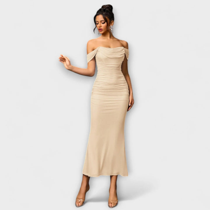 Ione   ｜ Šaty Bodycon s odhalenými ramenami a riasením