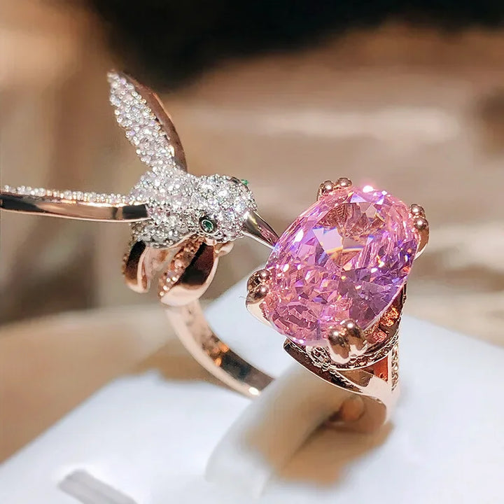 Nastaviteľný prsteň s drahokamom Colibri – zirkón, pozlátený 14-karátovým zlatom