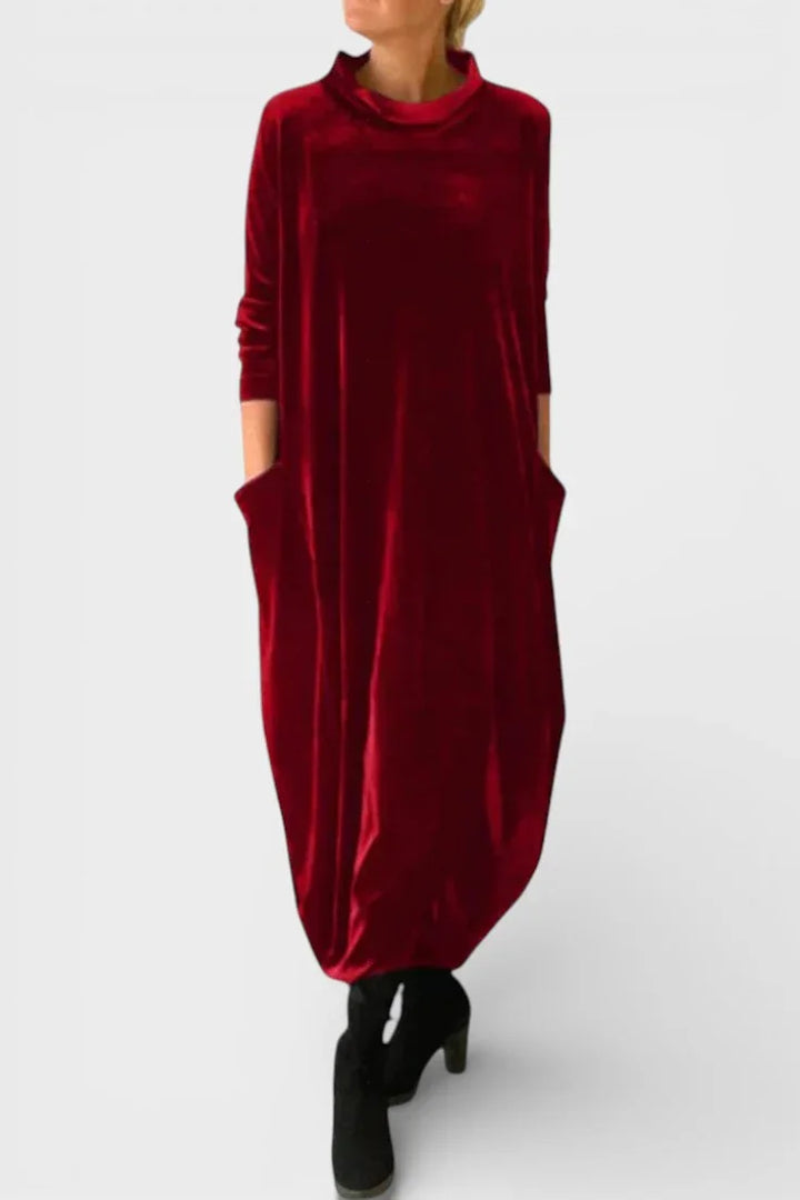 Saskia  | Elegantné sametové šaty s kapsami