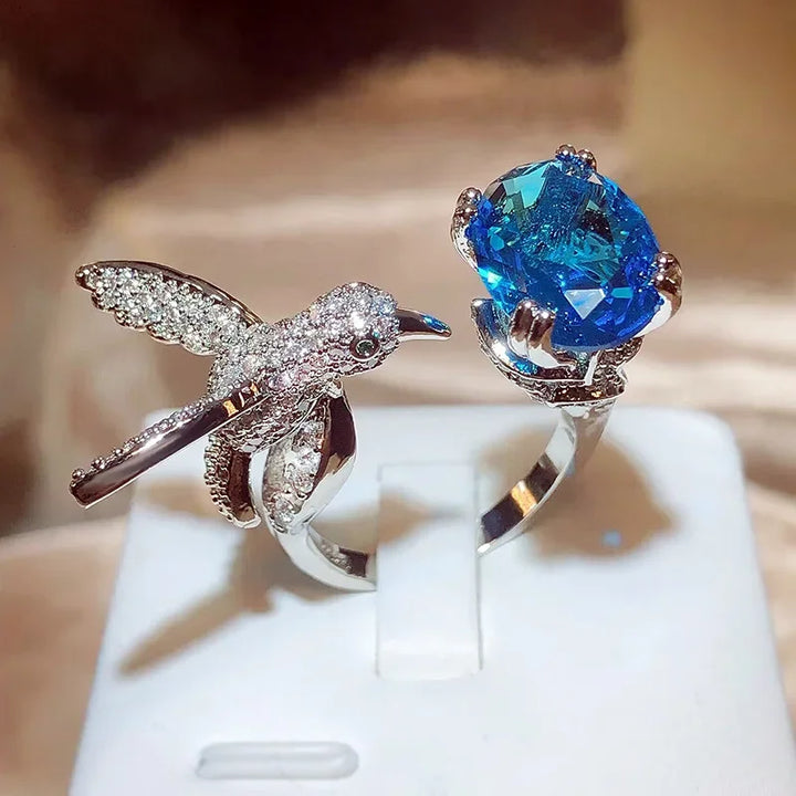 Nastaviteľný prsteň s drahokamom Colibri – zirkón, pozlátený 14-karátovým zlatom