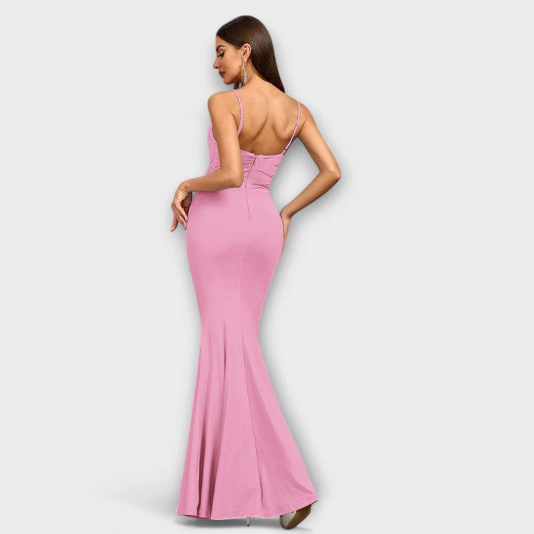 Callie   ｜Elegantné Rúškové Šaty