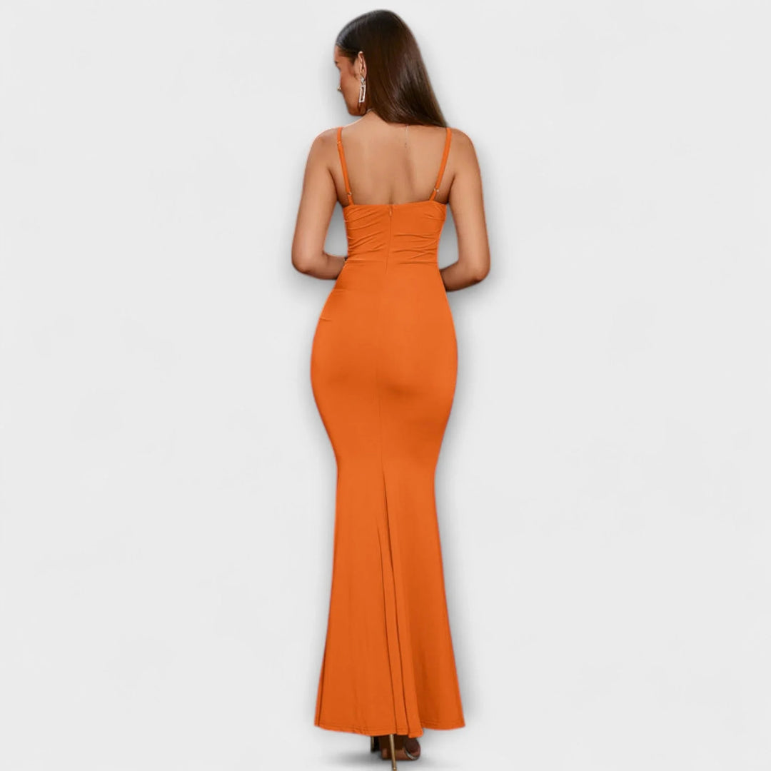 Callie   ｜Elegantné Rúškové Šaty