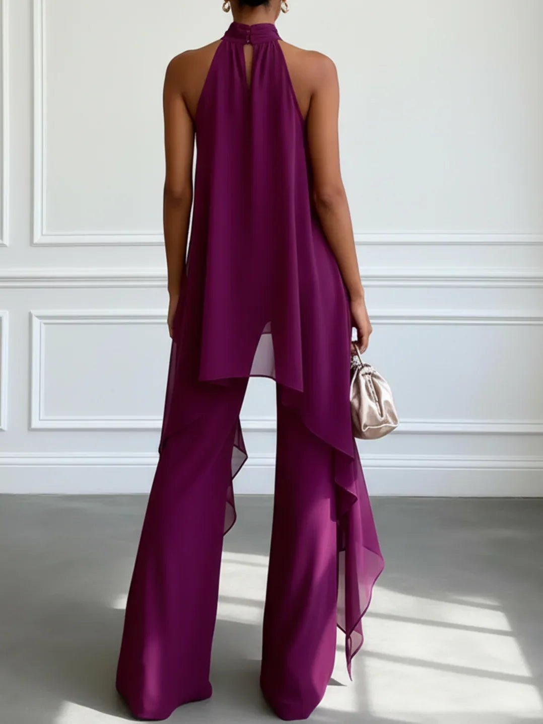 Viola | Elegantný komplet s halterovým topom a nohavicami