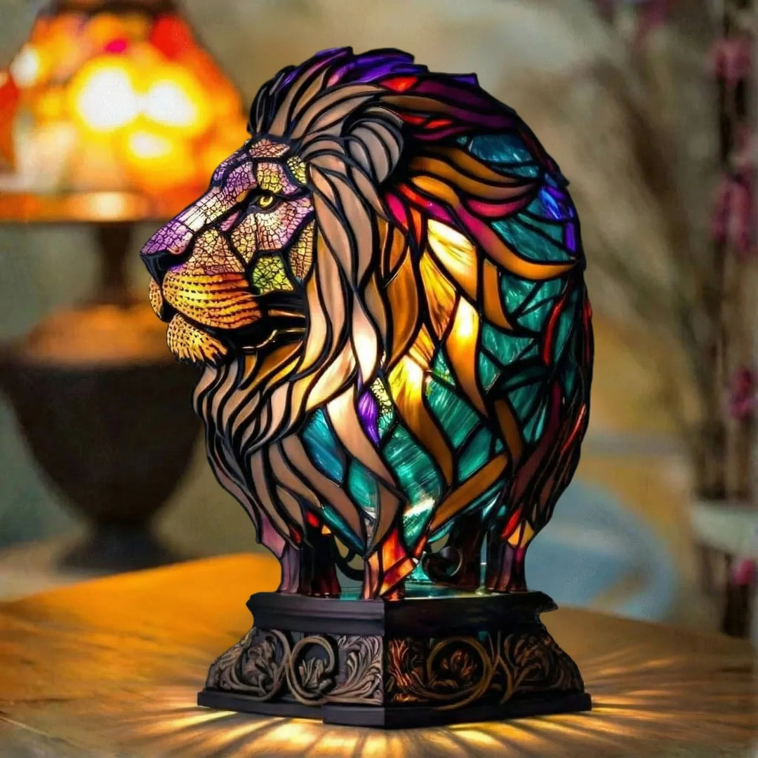 Lev — Vitražová lampa