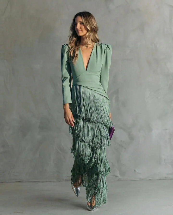 Clara | Elegantné šaty s strapcami na rukávoch