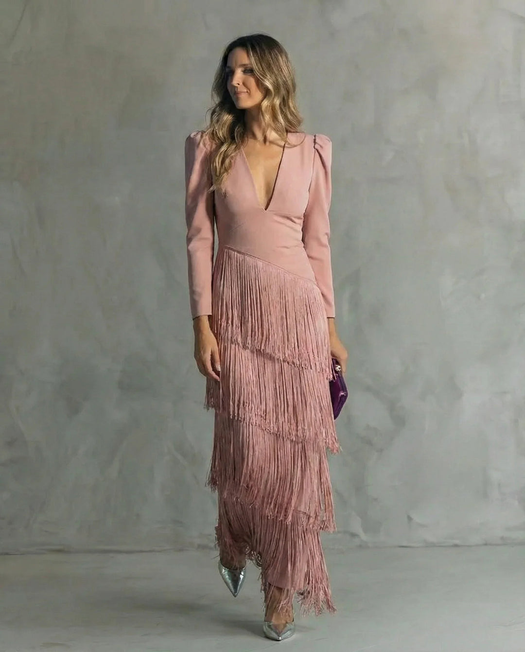 Clara | Elegantné šaty s strapcami na rukávoch