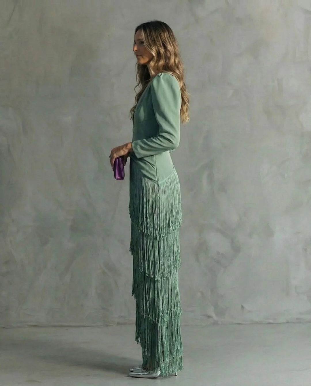 Clara | Elegantné midi šaty s tradičnými strapcovými rukávmi